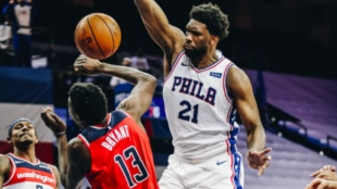 Joel Embiid fue el mejor de los Sixers la pasada madrugada.