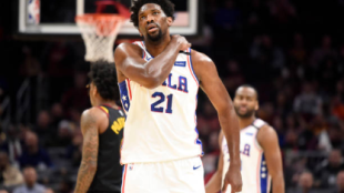 Joel Embiid, lesión hombro. Foto: gettyimages