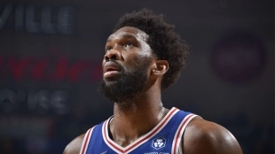 Joel Embiid, estrella de Philadelphia 76ers. 