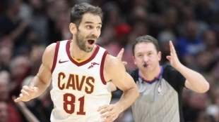 José Calderón, con la camiseta de Cleveland Cavaliers.