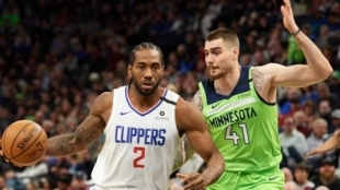 Juancho Hernangómez debutó con Minnesota, y dentro del quinteto titular.