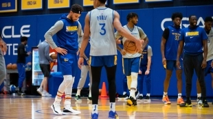 Un entrenamiento de los Golden State Warriors.