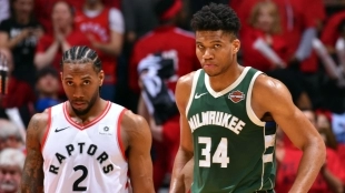 Antetokounmpo y Leonard | Foto: nba.com