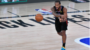 Kawhi Leonard, manos grandes NBA. Foto: gettyimages