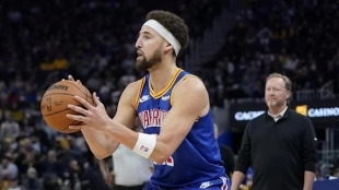 Klay Thompson, festival ante Bucks. Foto: gettyimages