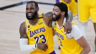 Lebron James y Anthony Davis muestran respeto por Denver Nuggets. Foto: gettyimages