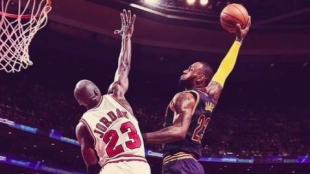 Michael Jordan y LeBron James, dos de los mejores de la historia.