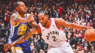 Los Raptors ganaron pese a que Kawhi Leonard estuvo bien defendido.