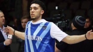 LiAngelo Ball, hermano de Lonzo Ball.