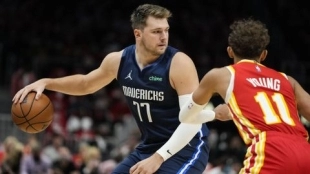 Luka Doncic y Trae Young, jóvenes estrellas de la NBA.