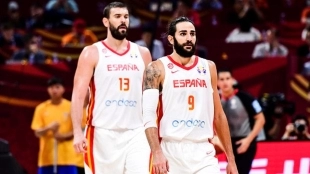 Marc Gasol, junto a Ricky Rubio.