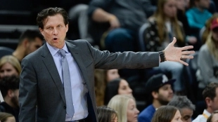 Quin Snyder, en su etapa de entrenador de Utah Jazz.