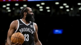 James Harden, rumores NBA fichaje por Golden State Warriors. Foto: gettyimages