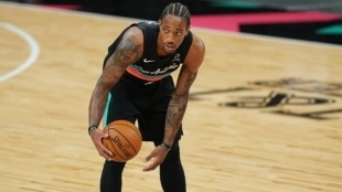 DeMar DeRozan en un partido con los San Antonio Spurs.