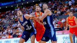 Luis Scola fue la figura de Argentina con 24 puntos. Foto: @CABB