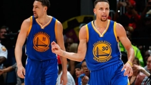 Klay Thompson y Stephen Curry, en un partido de la temporada 2015/16