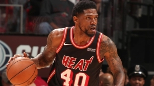 Haslem y su icónica #40 volverán un año más. Foto: nba,com