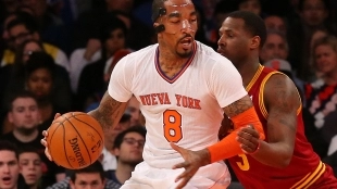 Ambos jugadores enfrentándose hace un par de temporadas, cuando jugaban en Knicks y Cavs. Foto: nba,com