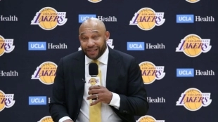 Darvin Ham, entrenador jefe de Los Angeles Lakers.