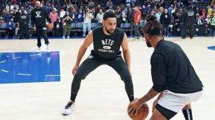 Ben Simmons, en un calentamiento con los Brooklyn Nets