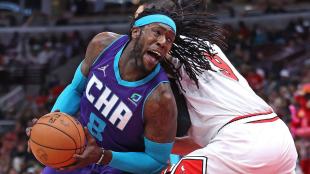 Montrezl Harrell, en un partido contra los Chicago Bulls