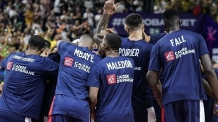 Francia vence a Hungría por 78-74.