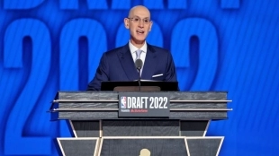 Adam Silver, en la ceremonia del draft 2022