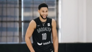 Ben Simmons, entrenando con Brooklyn Nets. 