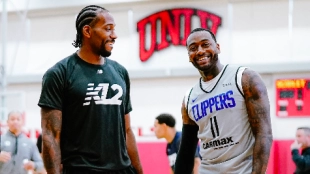 Kawhi Leonard y John Wall ilusionan a los fans de los Clippers. 
