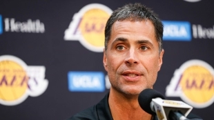 Rob Pelinka, Vicepresidente de Operaciones de Los Angeles Lakers.