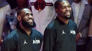 Kevin Durant y LeBron James.