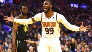 Jae Crowder protestando una jugada
