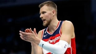 Kristaps Porzingis, jugador de Washington Wizards.