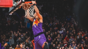 Devin Booker, estrella de Phoenix Suns.