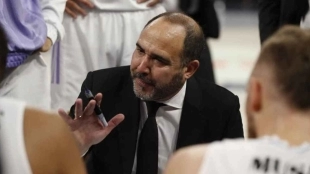 Chus Mateo, entrenador del Real Madrid.