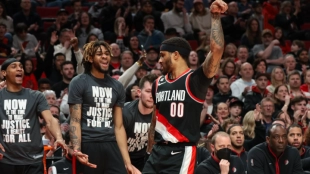 Los Blazers ganaron con claridad ante los Mavs. 