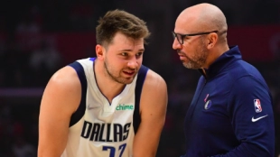 Jason Kidd y Luka Doncic, entrenador y estrella de Dallas Mavericks. 