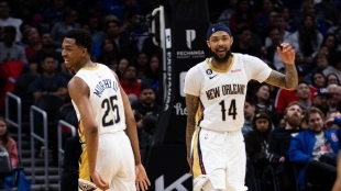Trey Murphy III y Brandon Ingram, jugadores de New Orleans Pelicans.