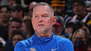 Michael Malone, entrenador de Denver Nuggets.