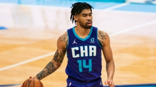 Mercado NBA: Nick Richards renueva su contrato con Charlotte Hornets