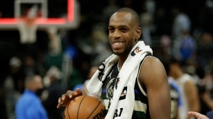 Khris Middleton, jugador de Milwaukee Bucks.