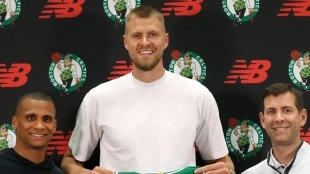 Kristaps Porzingis, jugador de Boston Celtics.