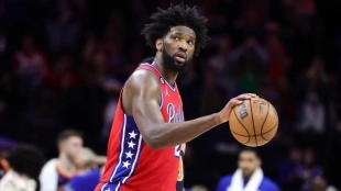 Rumores NBA: Embiid, interés de Knicks. Foto: gettyimages