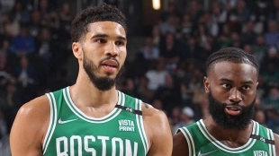 Jayson Tatum y Jaylen Brown, estrellas de Boston Celtics.