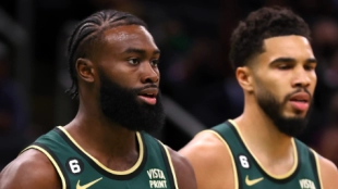Jaylen Brown y Jayson Tatum, estrellas de los Celtics. 