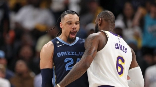 Dillon Brooks vs. LeBron James, en un duelo de la pasada temporada. 
