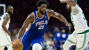 Joel Embiid, en un partido contra los Boston Celtics