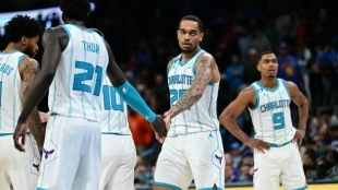 PJ Washington firma por Hornets. Foto: gettyimages