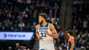 Rumores NBA: Karl-Anthony Towns, a Knicks. Foto: gettyimages