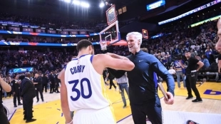 Stephen Curry, triple. Foto: gettyimages